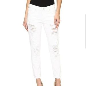 LUCKY BRAND JEANS • DISTRESSED WHITE DENIM